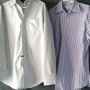 Banana republic size  Medium/ 15 1/2.